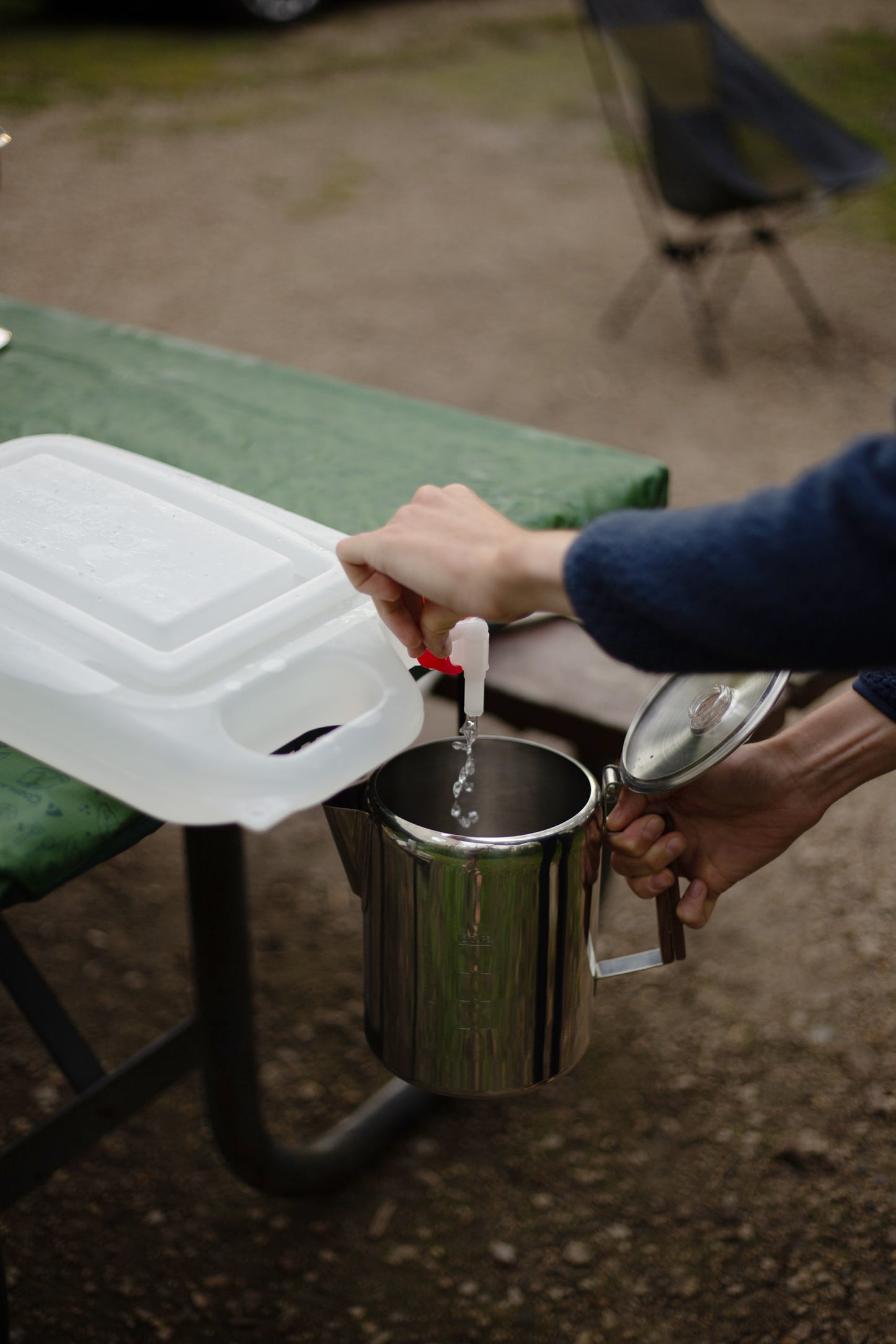 Expandable Water Carrier