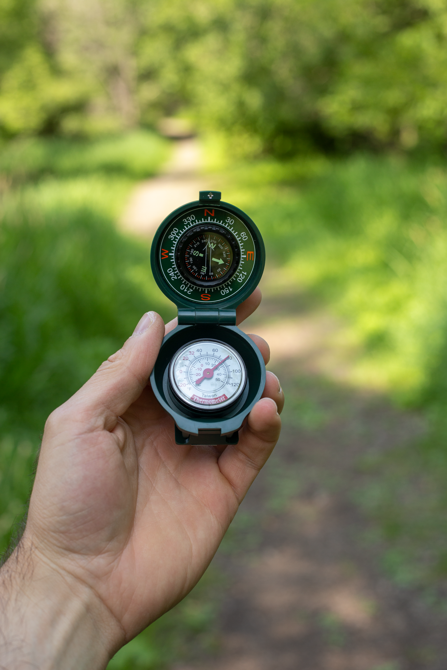 Compass with Thermometer