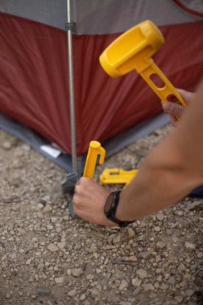 Piquets de tente – 9 po