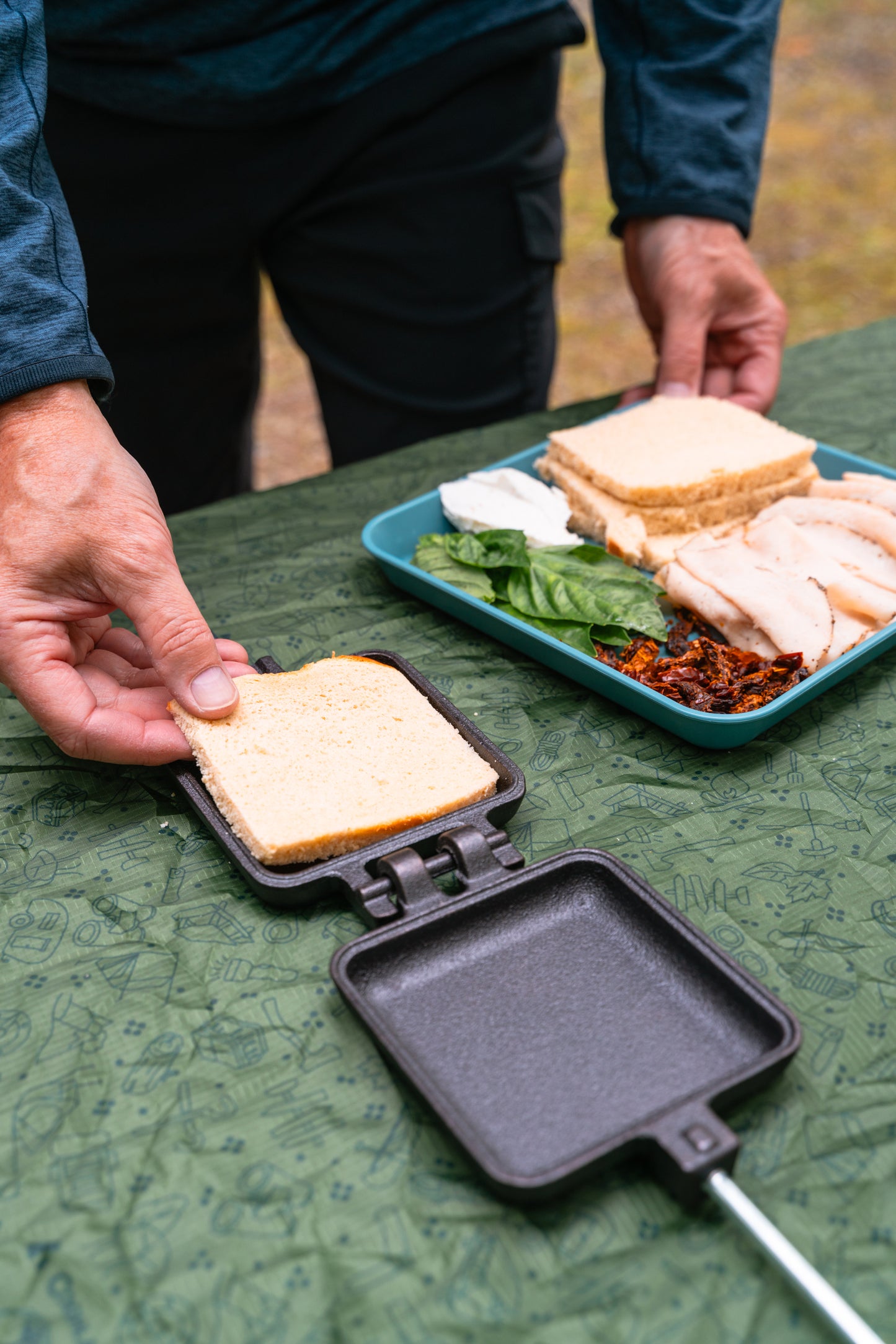 Réchaud de camping en fonte