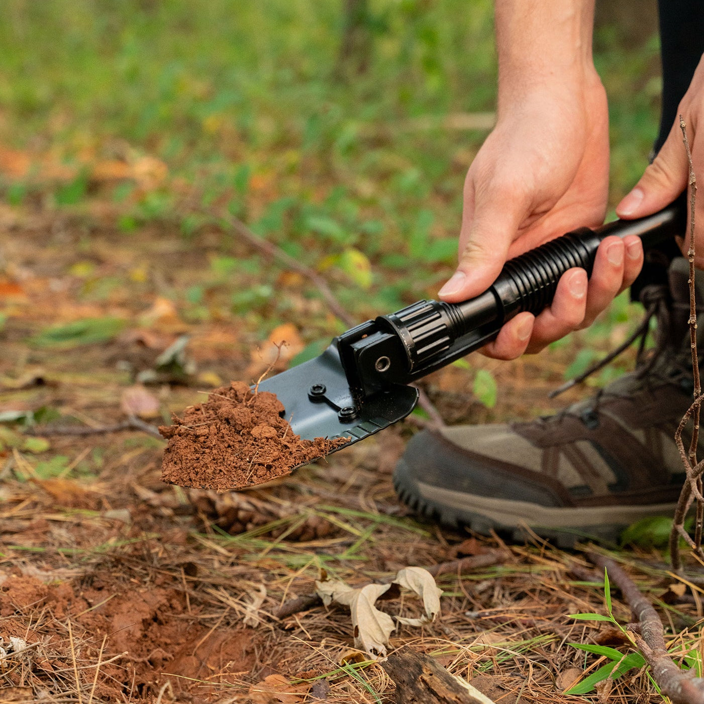Mini Shovel with Pick